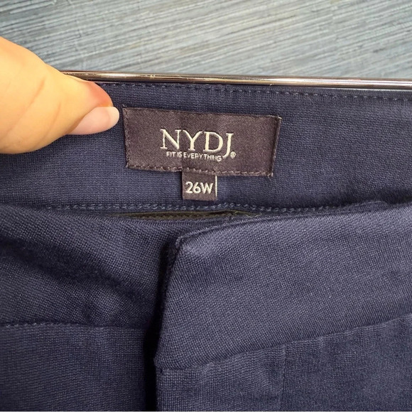 NYDJ slim trouser Navy Blue 26w NWT - Picture 2 of 9